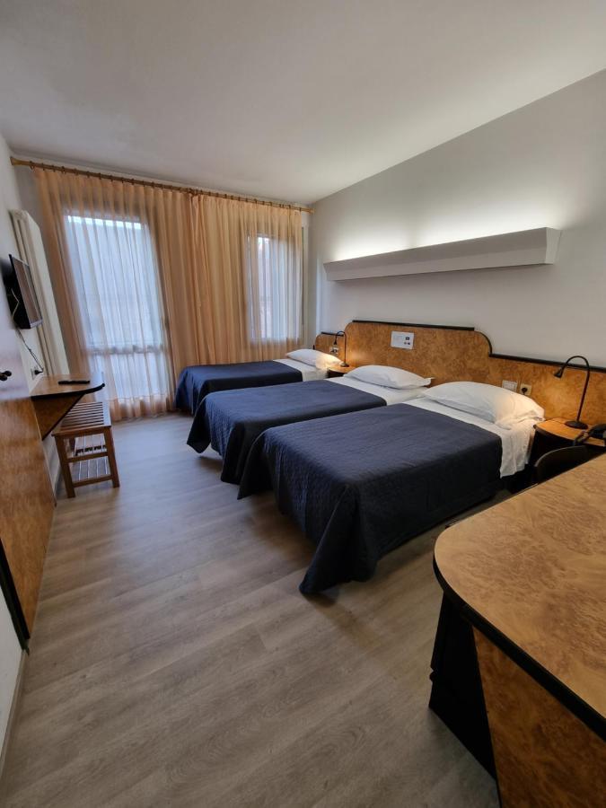 Cityhotel Cristina วิเชนซา ภายนอก รูปภาพ