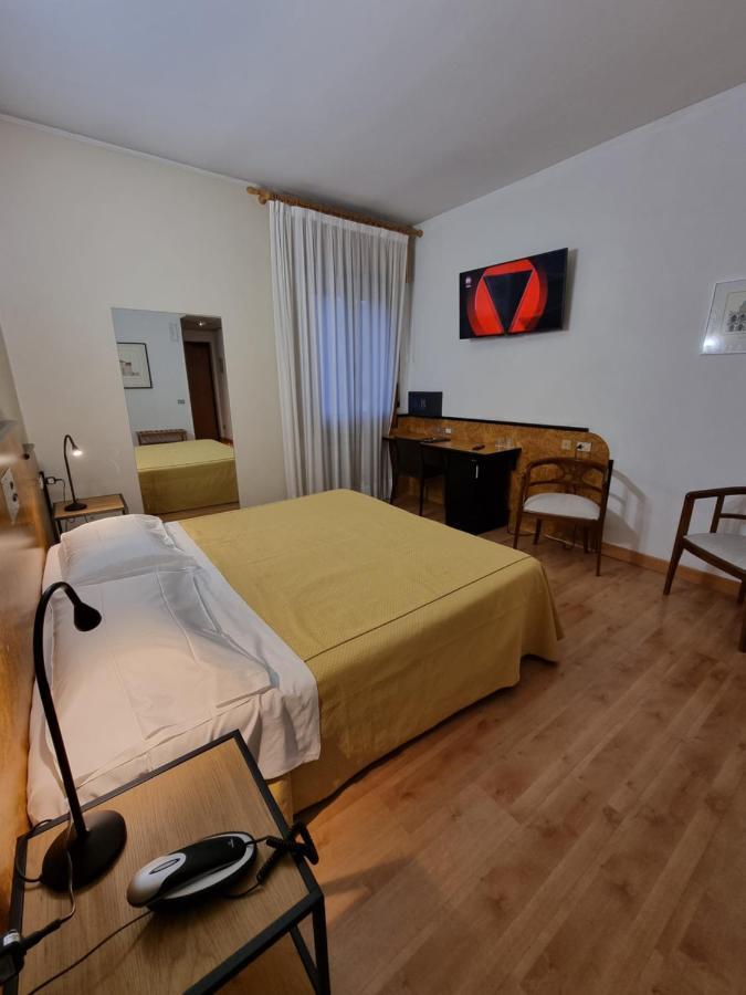 Cityhotel Cristina วิเชนซา ภายนอก รูปภาพ