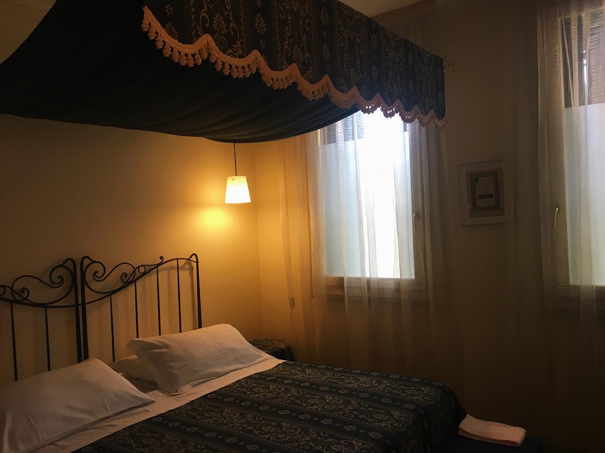 Cityhotel Cristina วิเชนซา ภายนอก รูปภาพ