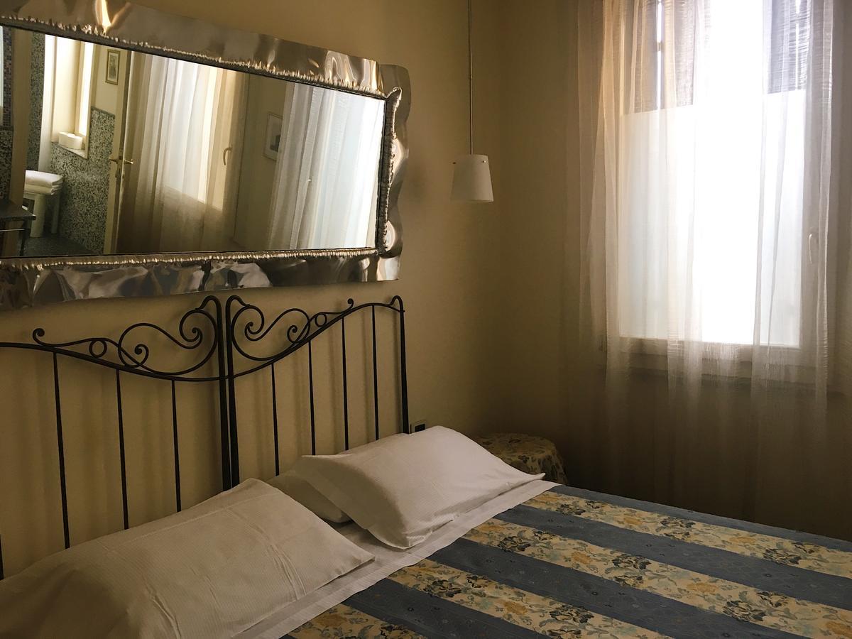 Cityhotel Cristina วิเชนซา ภายนอก รูปภาพ